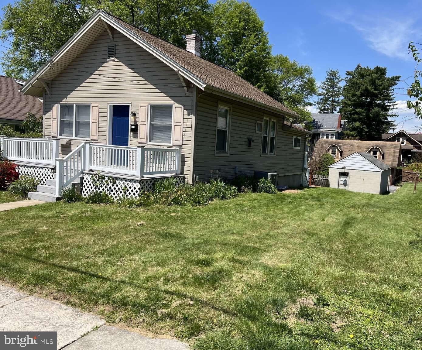 141 E Orange Street photo 2