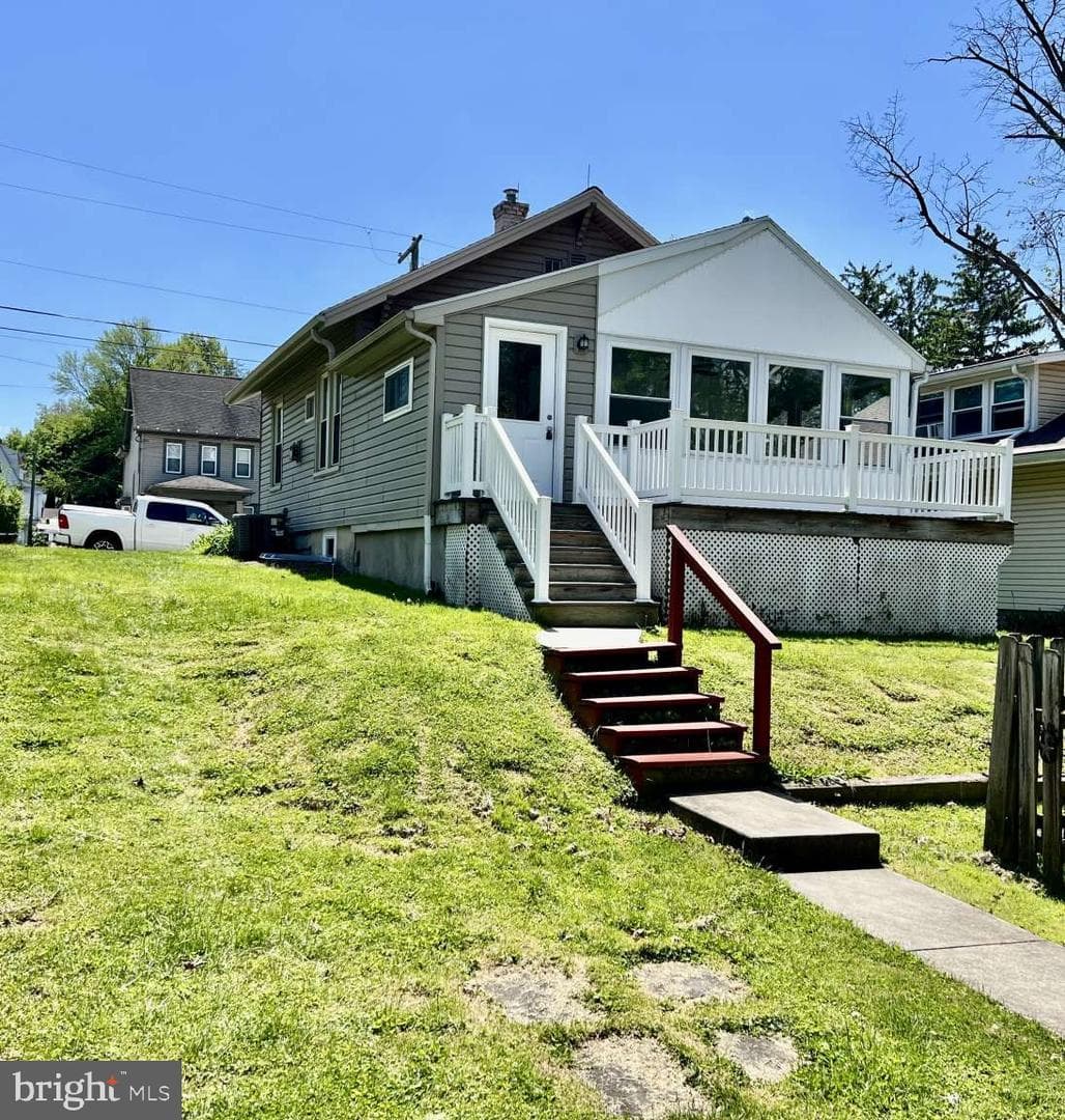141 E Orange Street photo 3