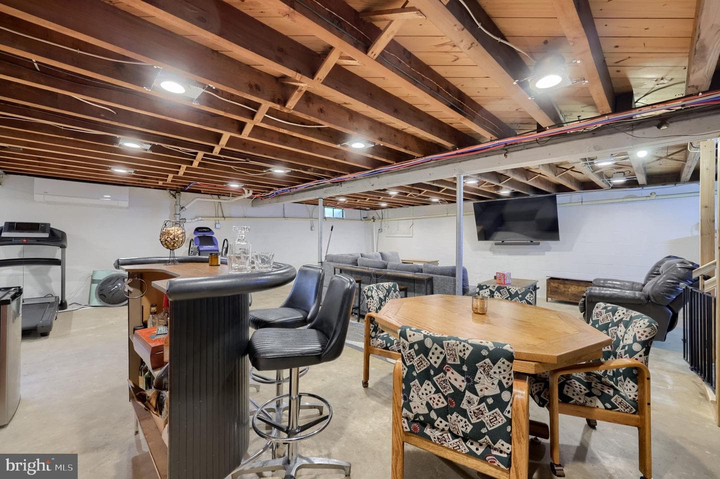 1717 Wilson Avenue photo 34