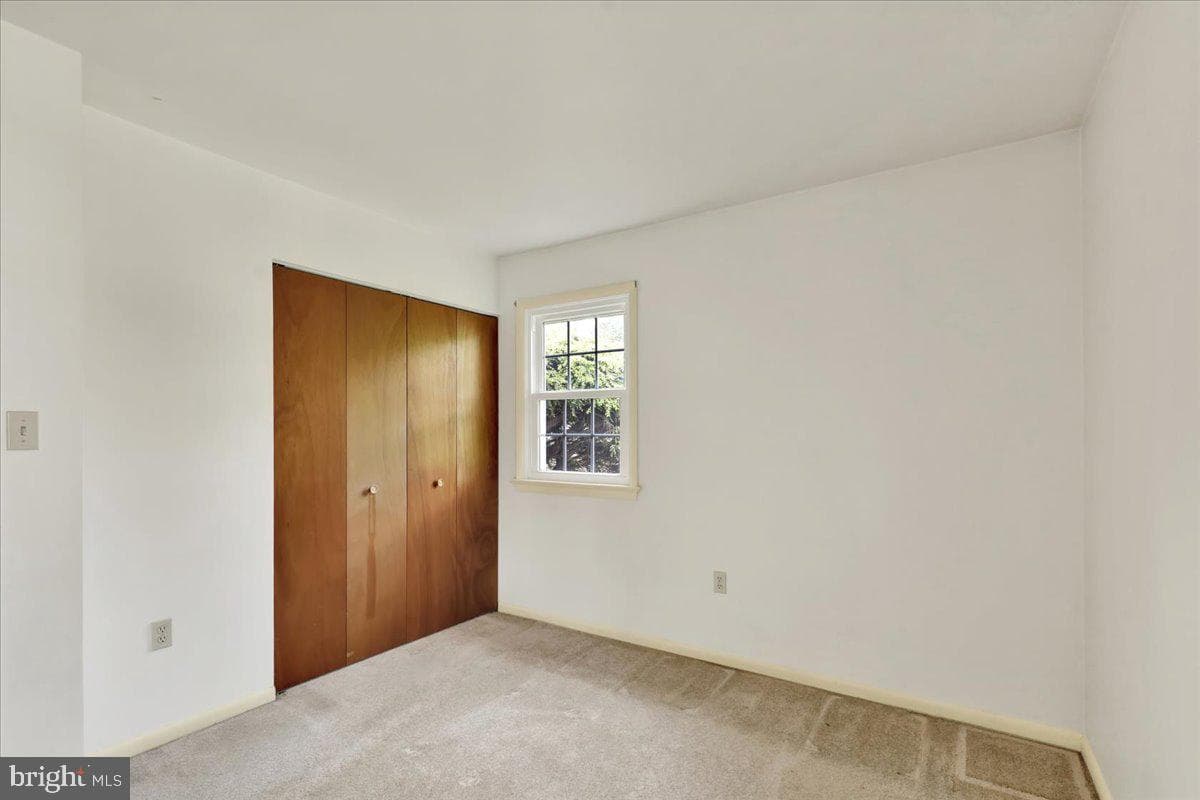 2487 Ellendale Drive photo 26