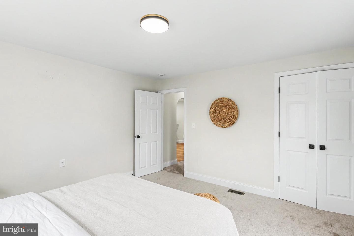 179 N Wolf Street photo 14