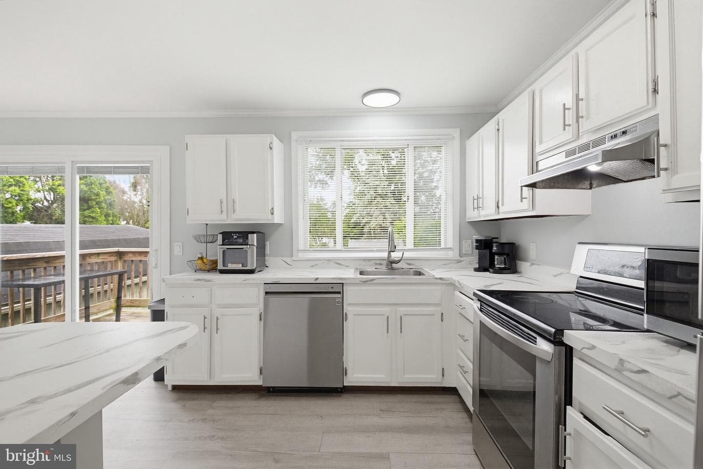 94 Petersburg Road photo 10