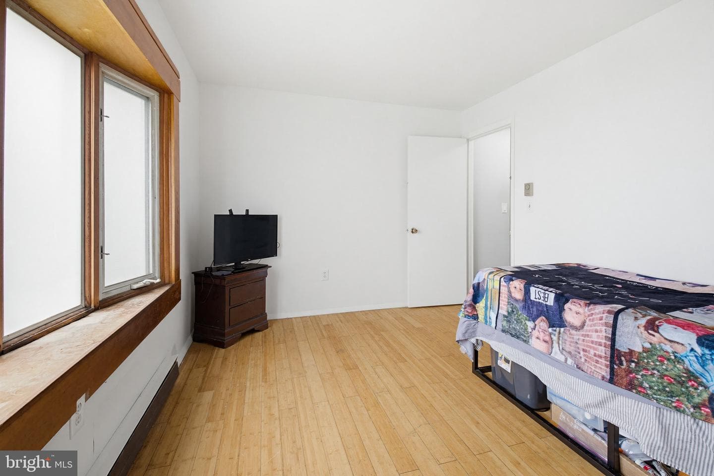 94 Petersburg Road photo 19