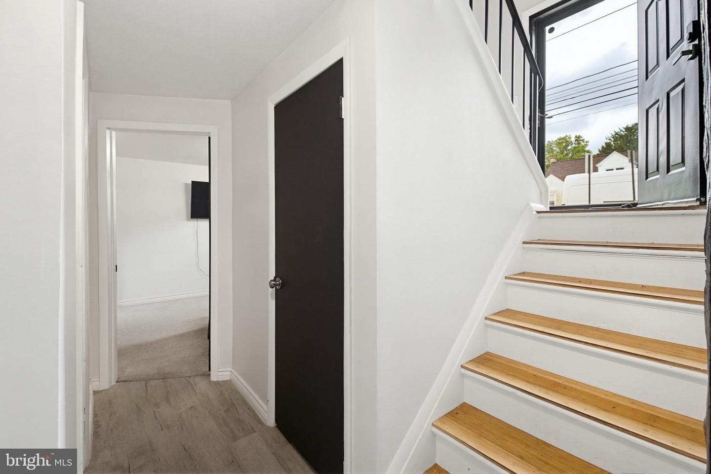 94 Petersburg Road photo 21