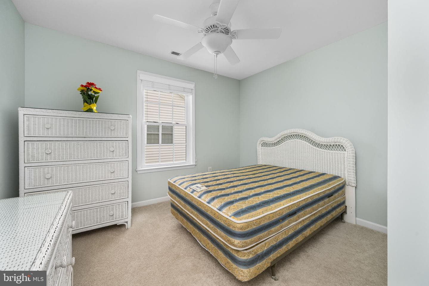 1022 Glory Way photo 15