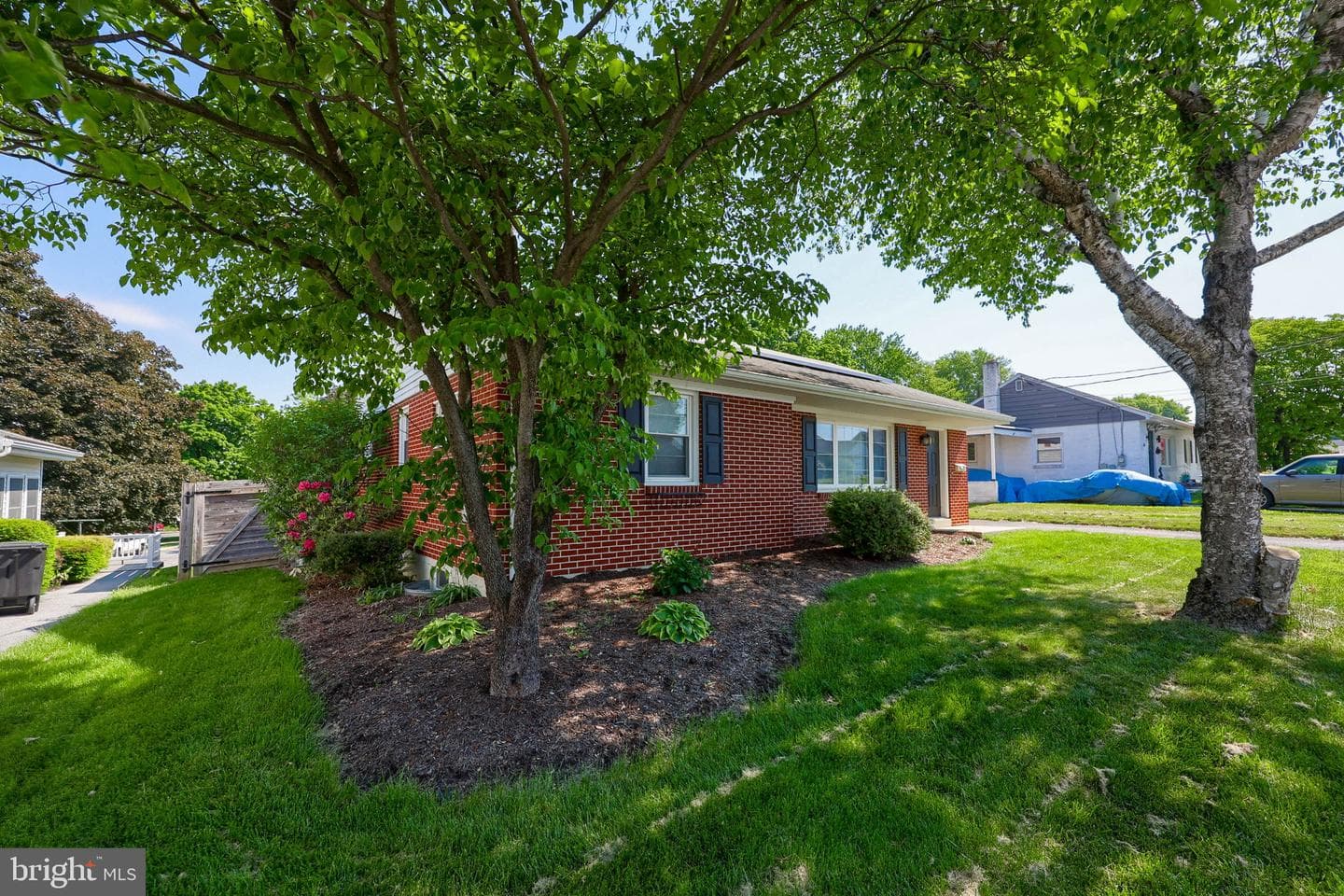 415 W End Avenue photo 3