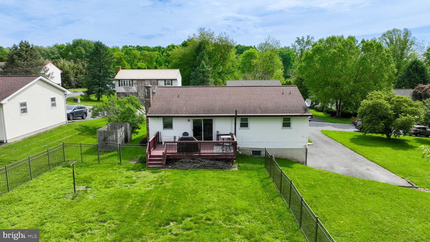 340 Curby Drive photo 24