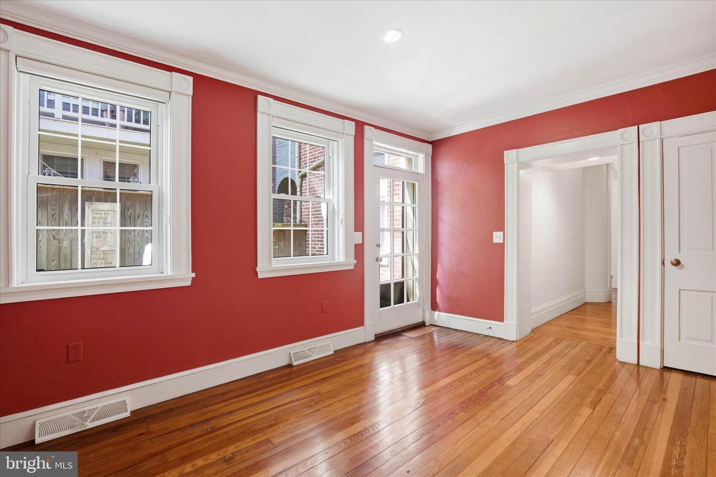 119 S Duke Street photo 14