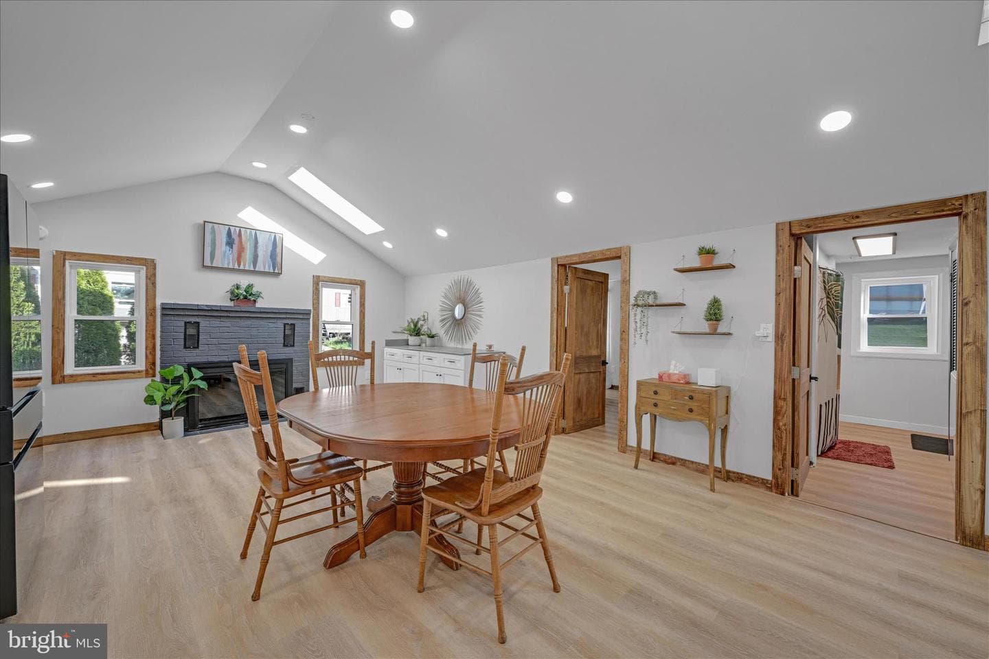 3 Greenlawn Drive photo 14