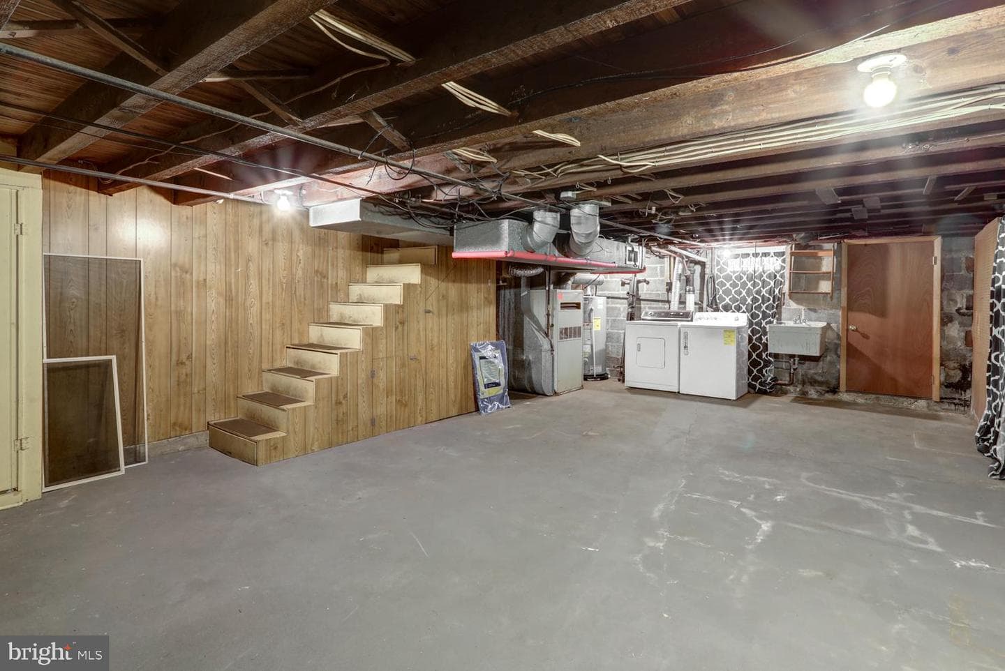 61 S Pearl Street photo 27
