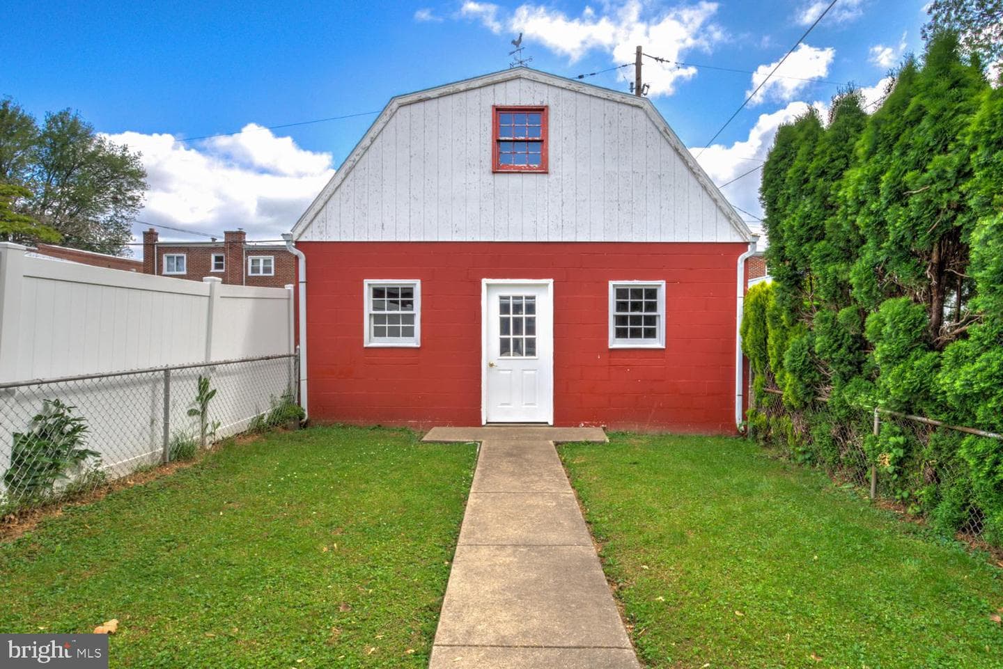 61 S Pearl Street photo 35