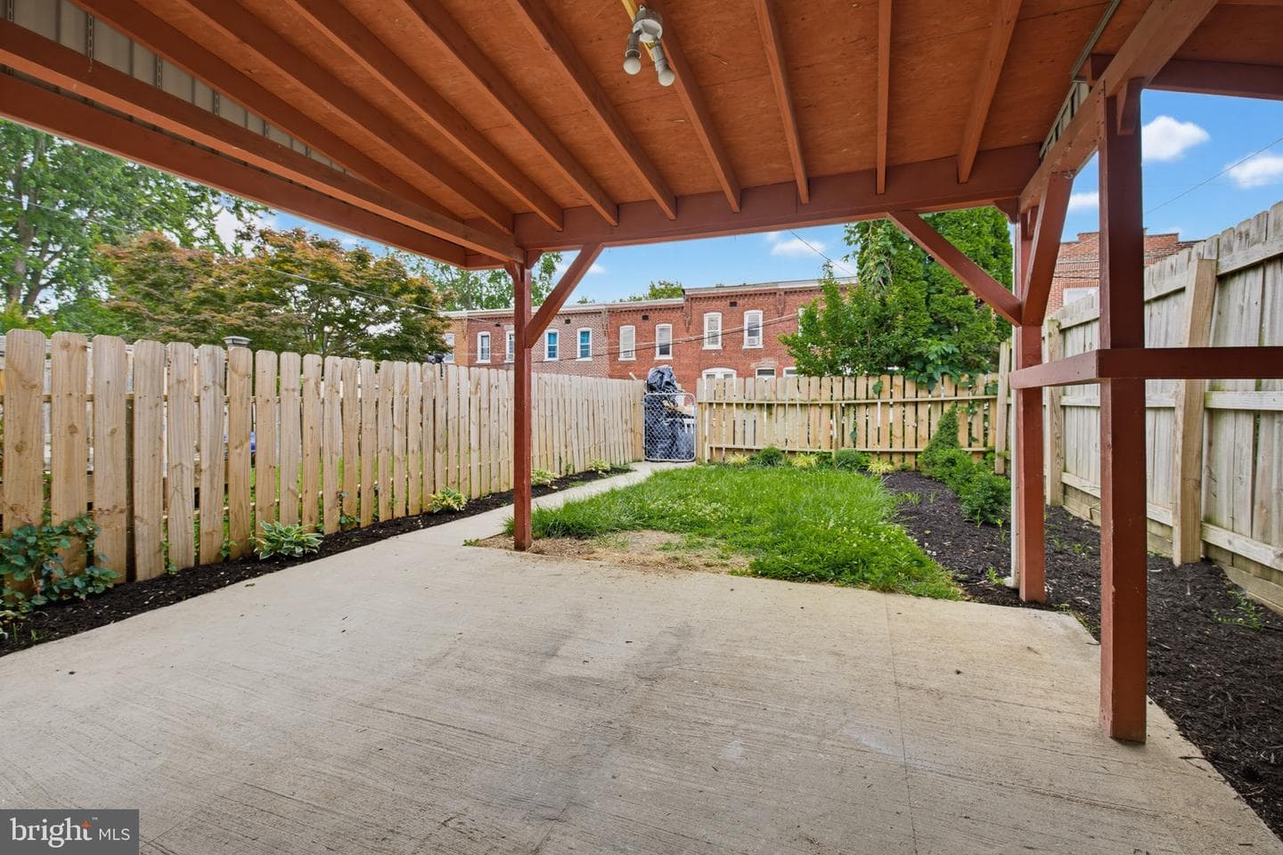 340 E Frederick Street photo 38