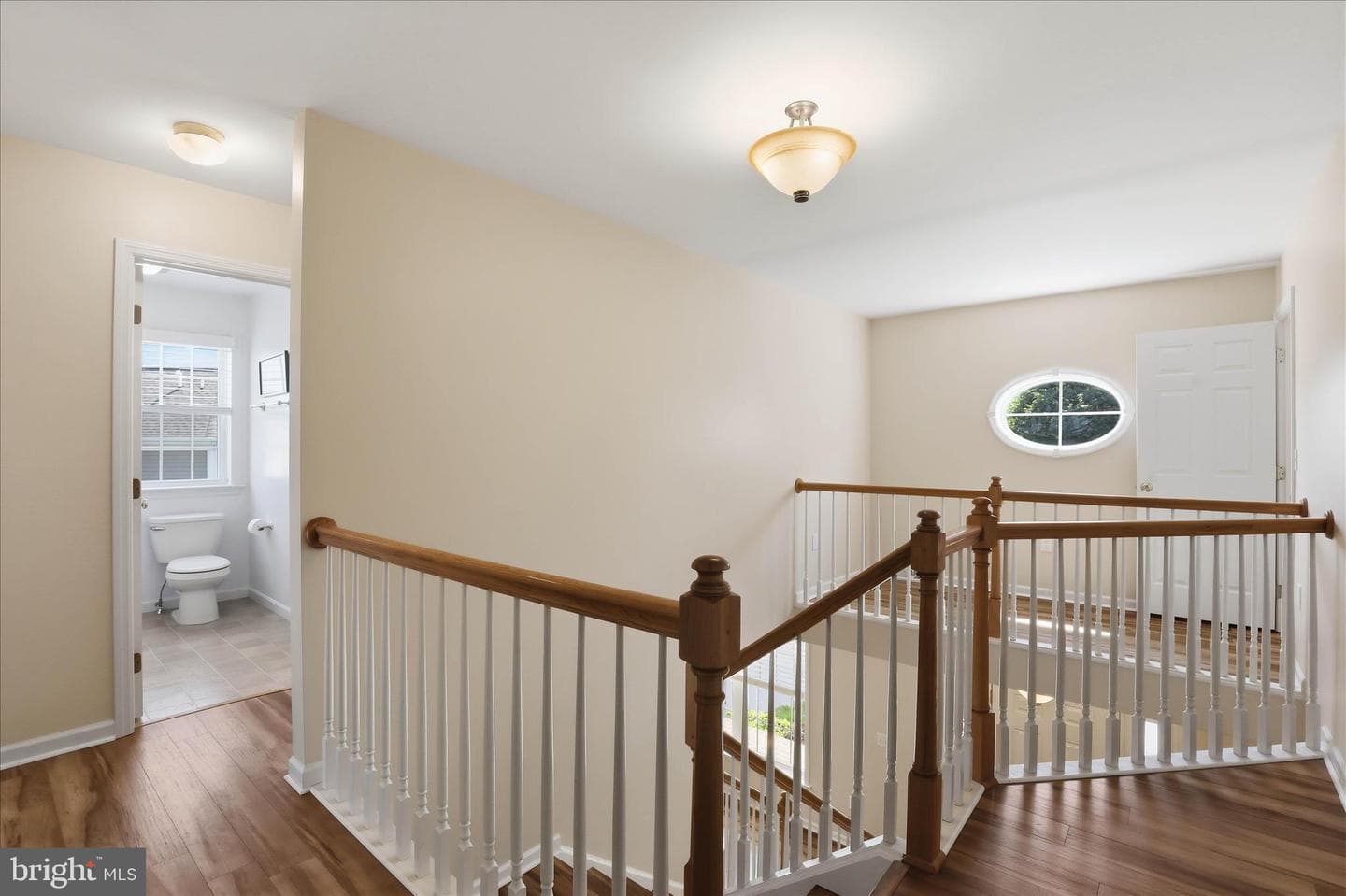 533 Thornberry Lane photo 37