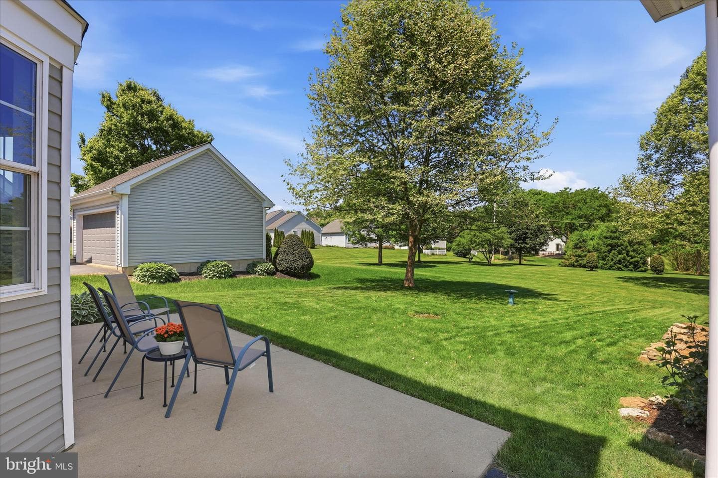 533 Thornberry Lane photo 47