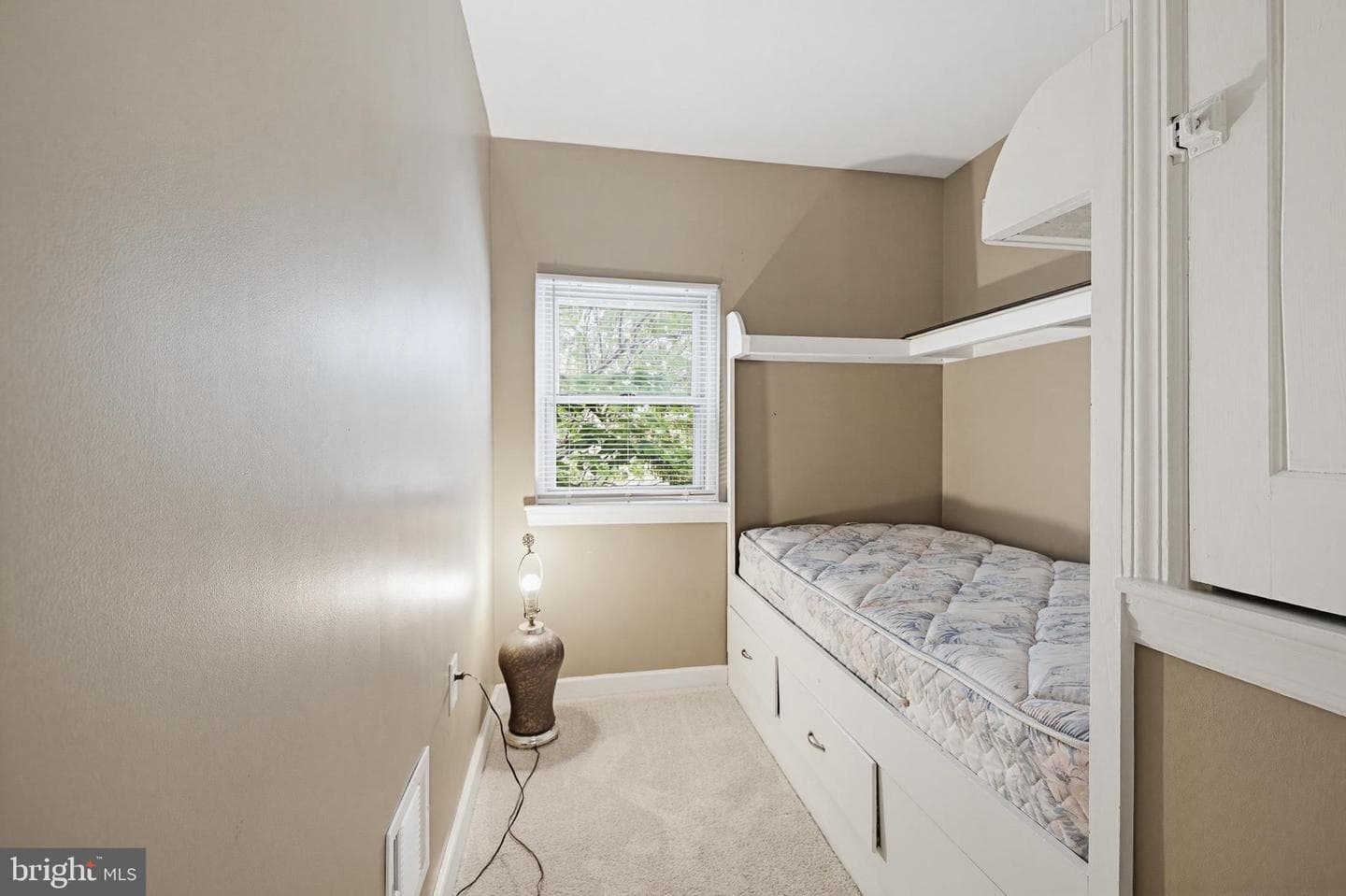 57 Prospect Street photo 25