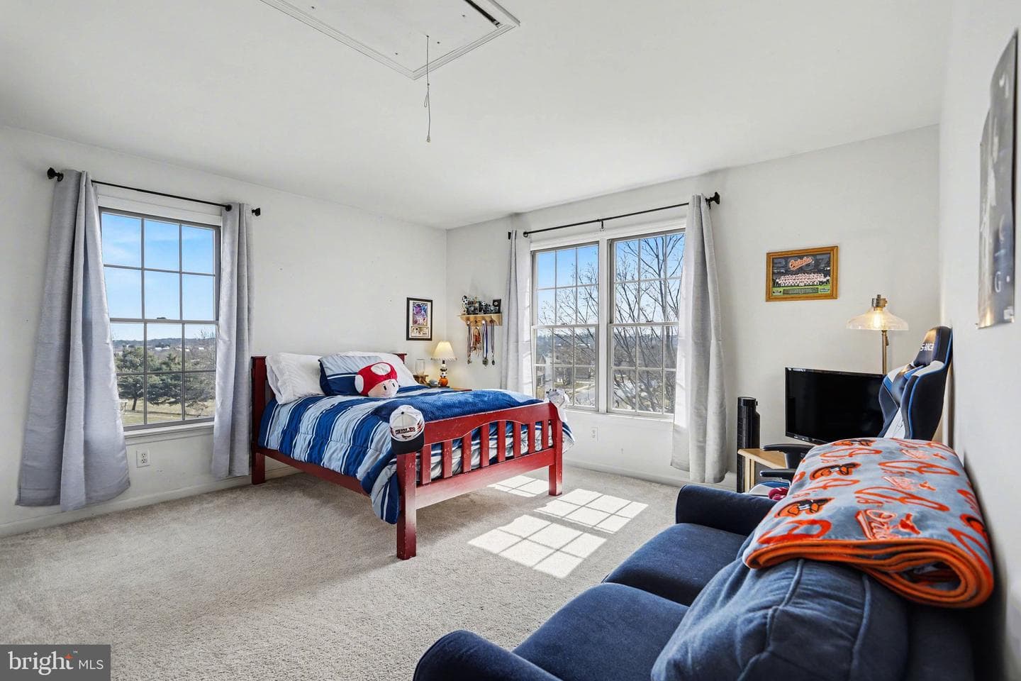 815 Buckingham Boulevard photo 30