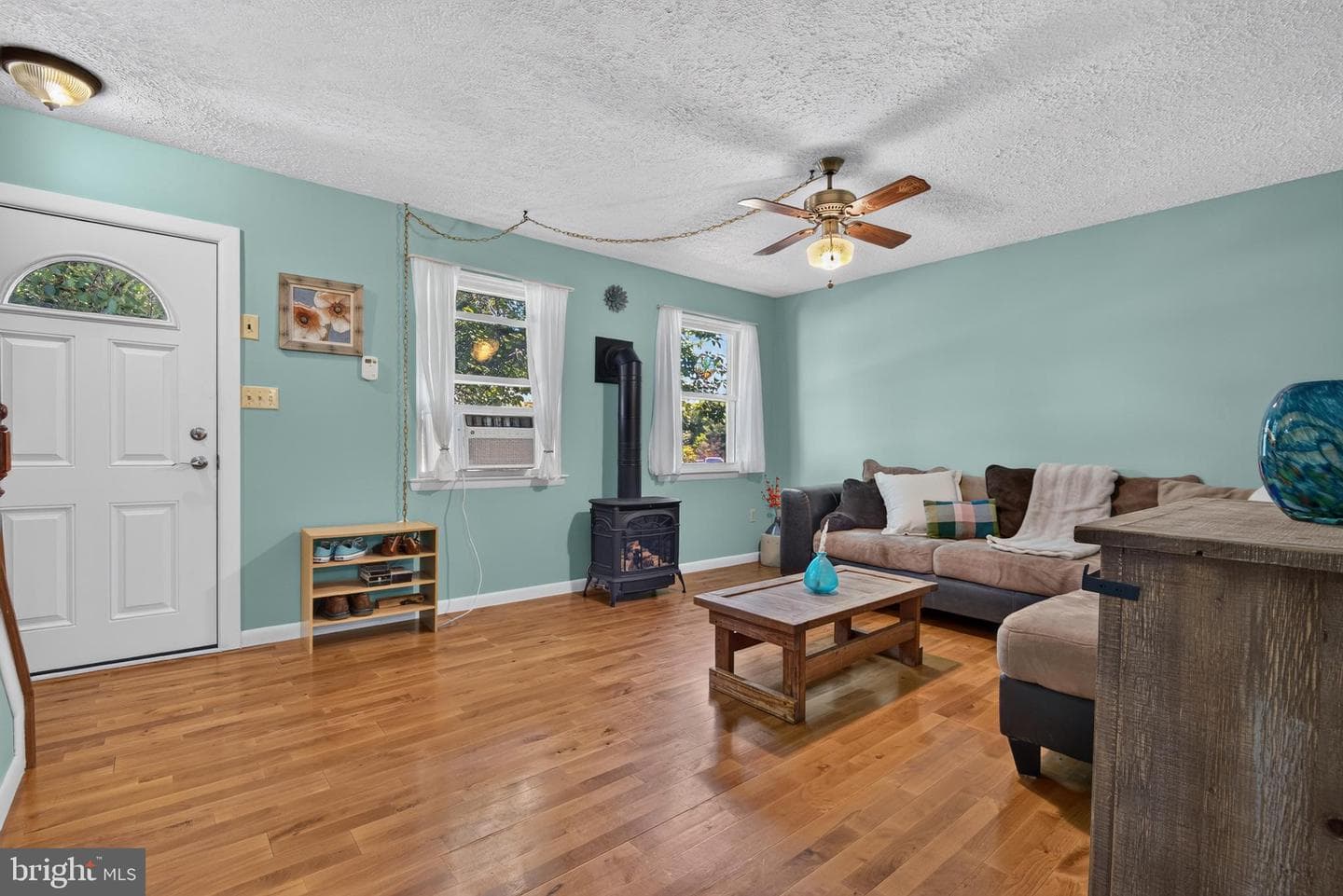 1088 Monticello Lane photo 5
