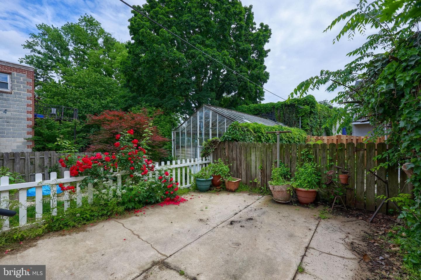 352 W Orange Street photo 31