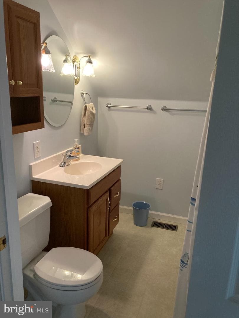 326 Barberry Drive photo 8
