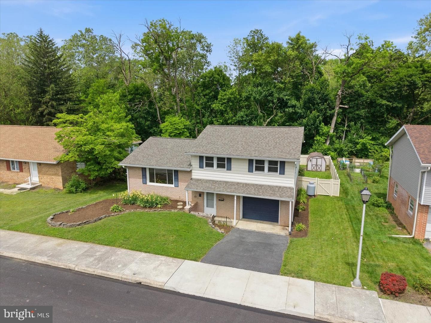 71 Circle Drive photo 4