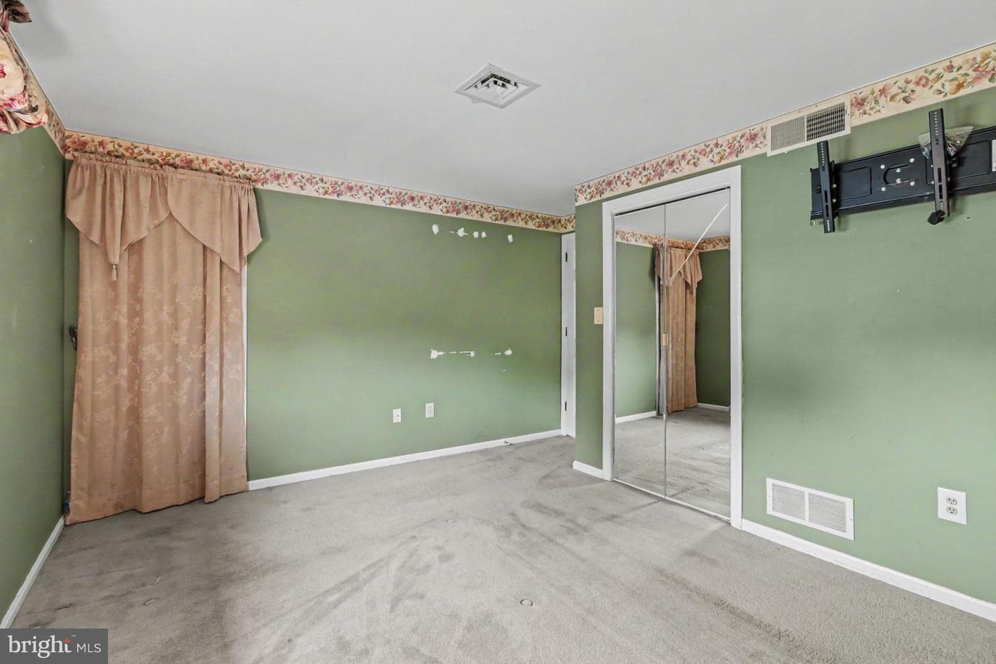 714 Kenton Road photo 11