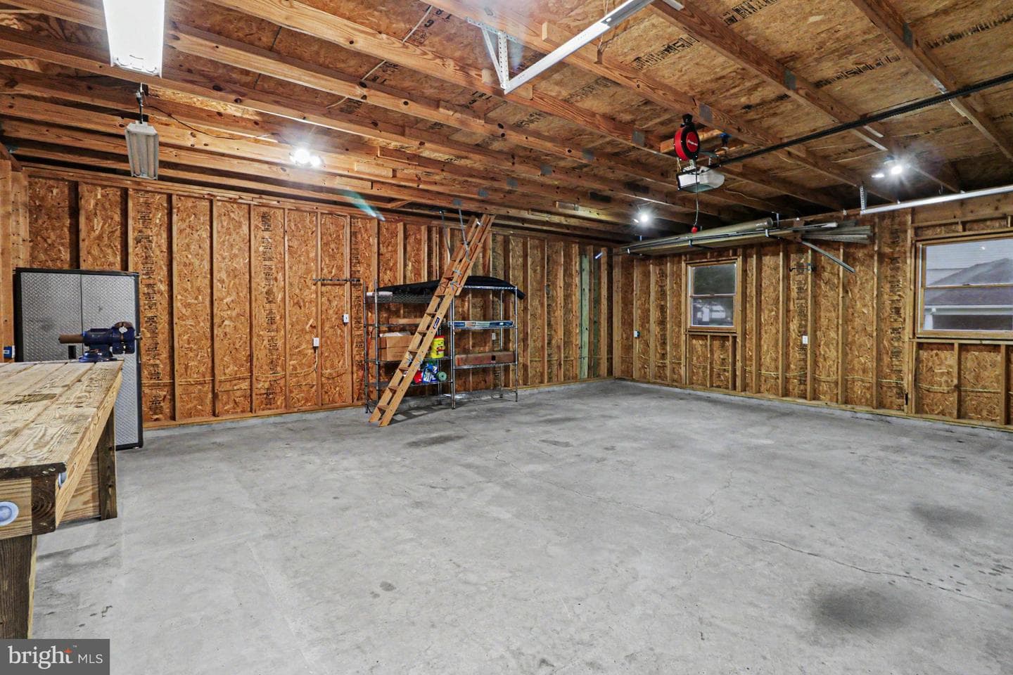 714 Kenton Road photo 27