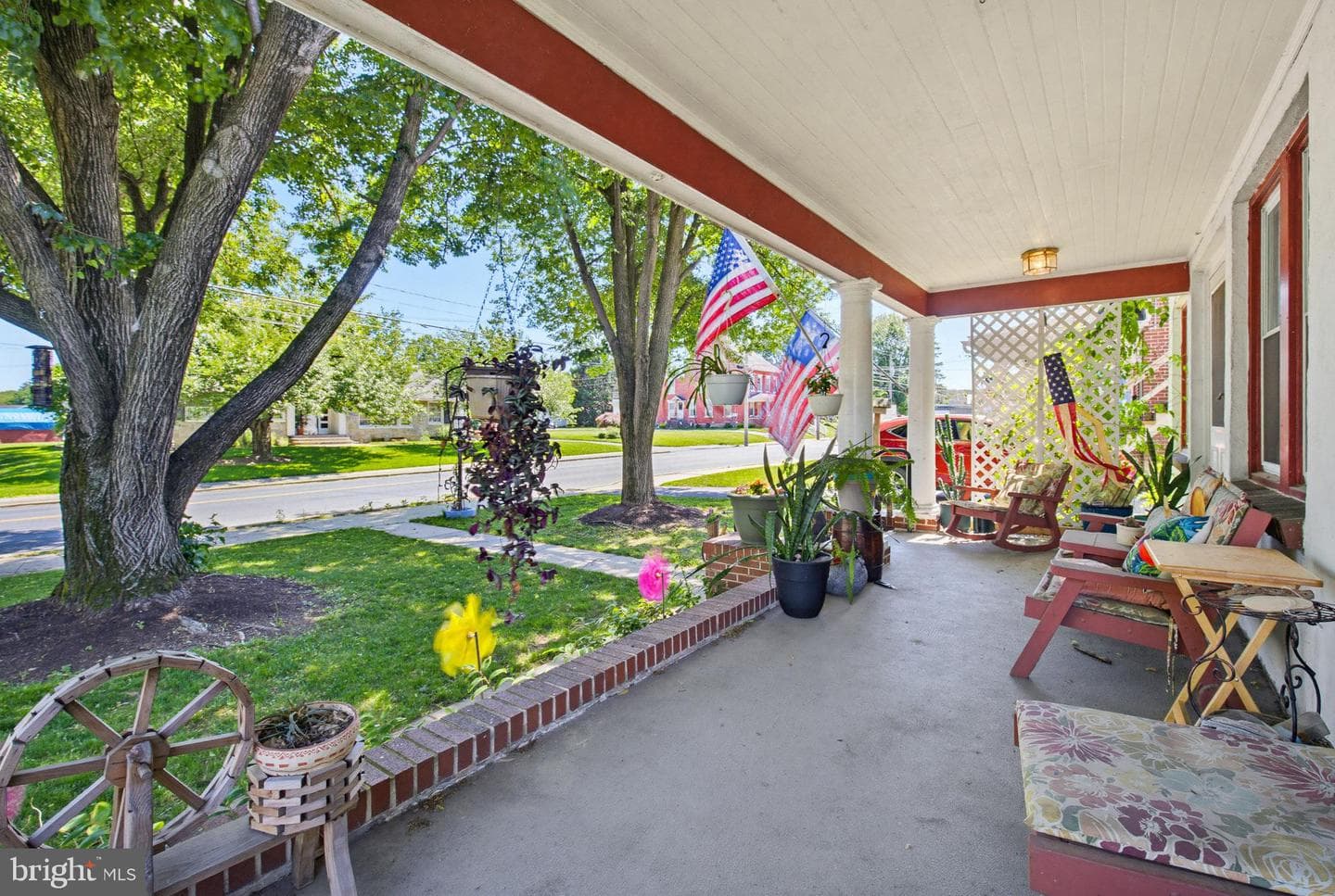 306 E High Street photo 3