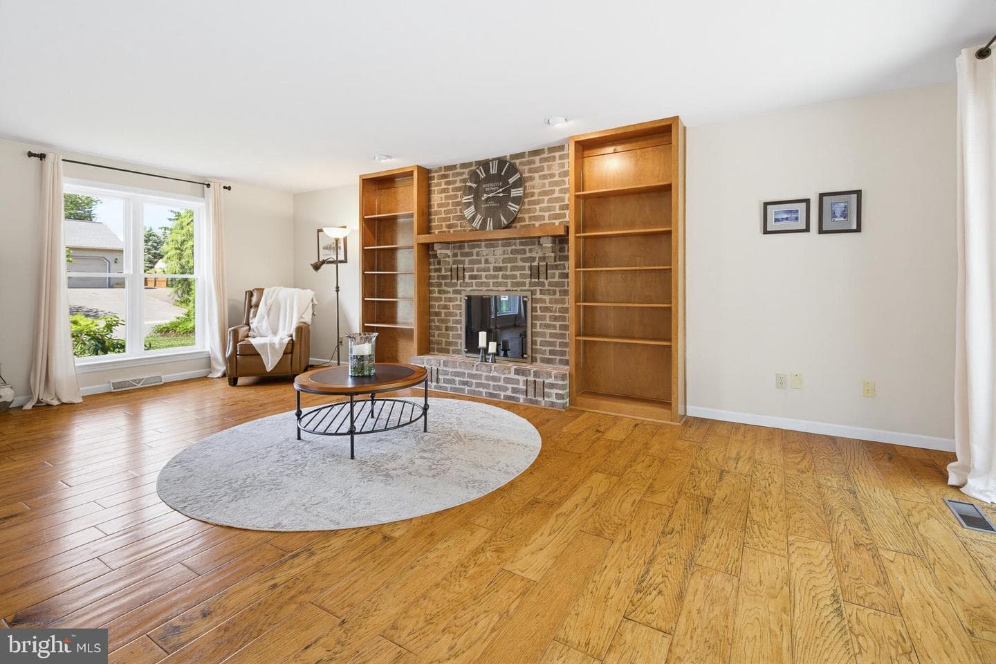 3885 Sterling Way photo 12