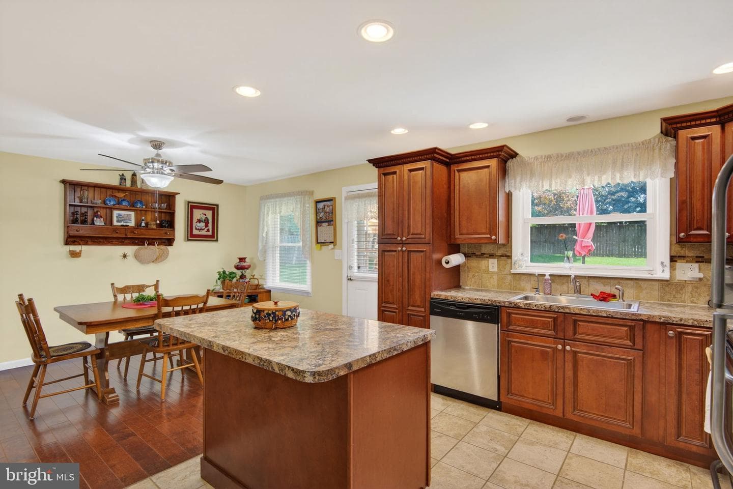 24 Snyder Hill Road photo 12