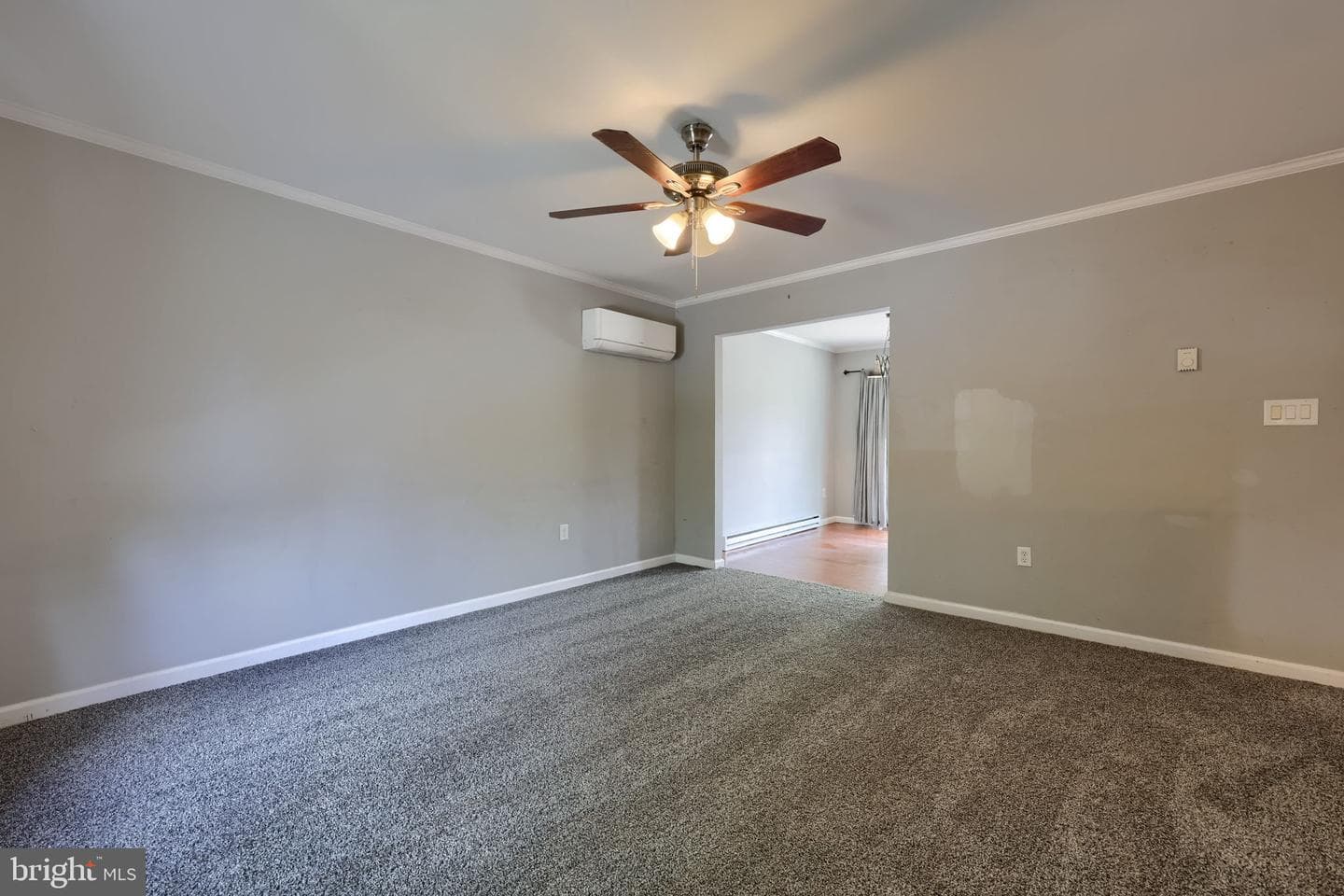 1070 Holly Lane photo 16