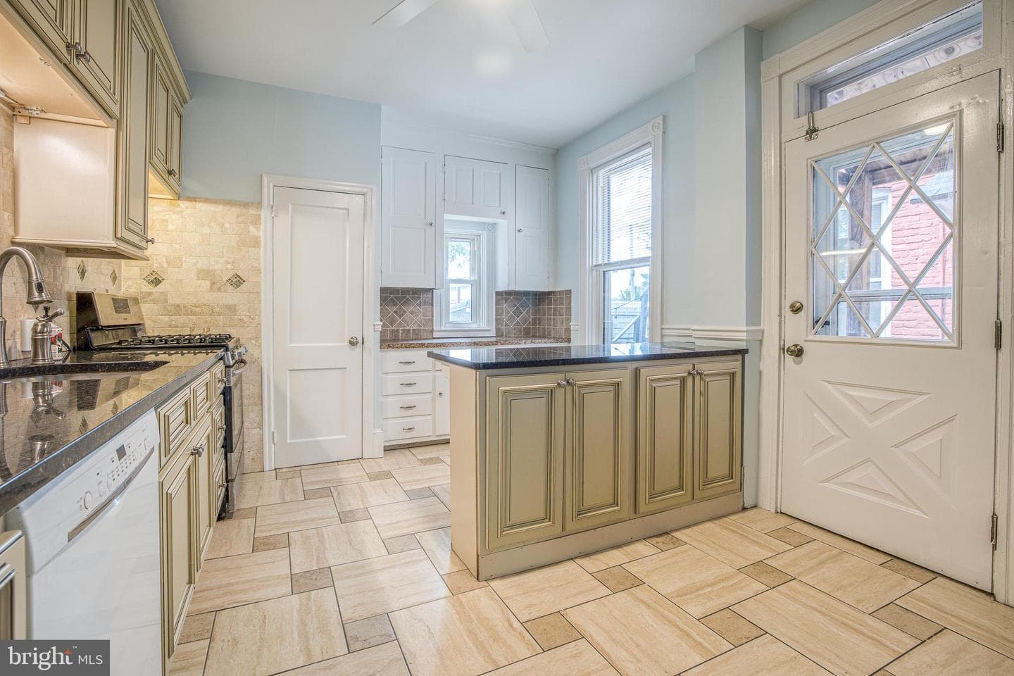 116 Pearl Street photo 8