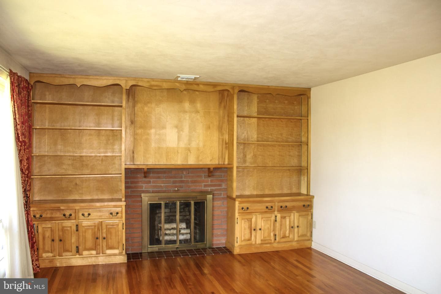 1088 Donegal Springs Road photo 17