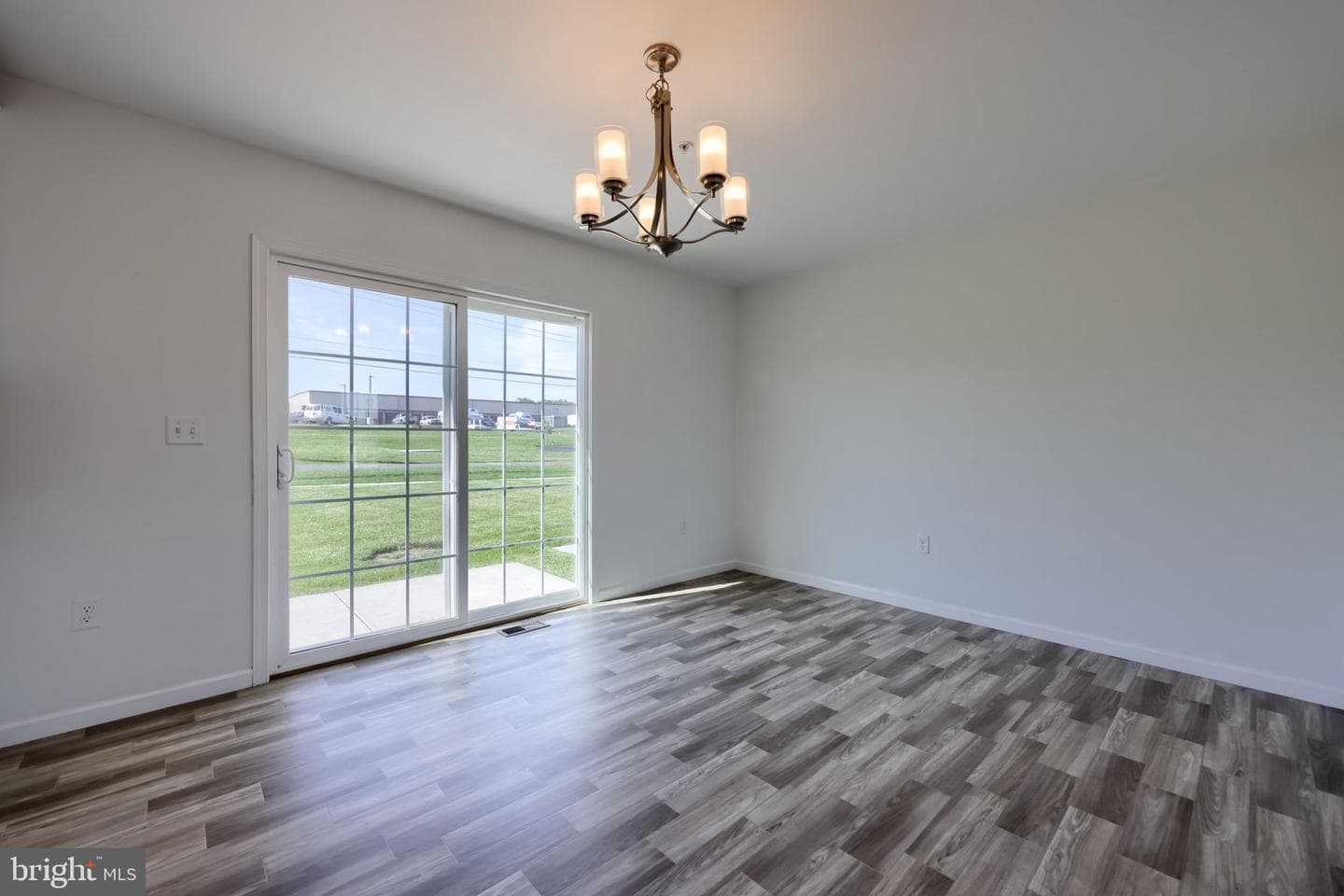 8 Southside Drive photo 16