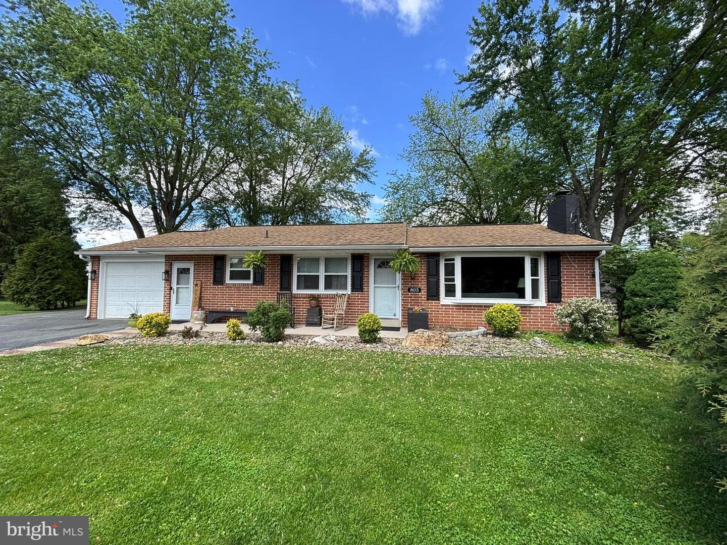 805 Sentz Drive photo 3