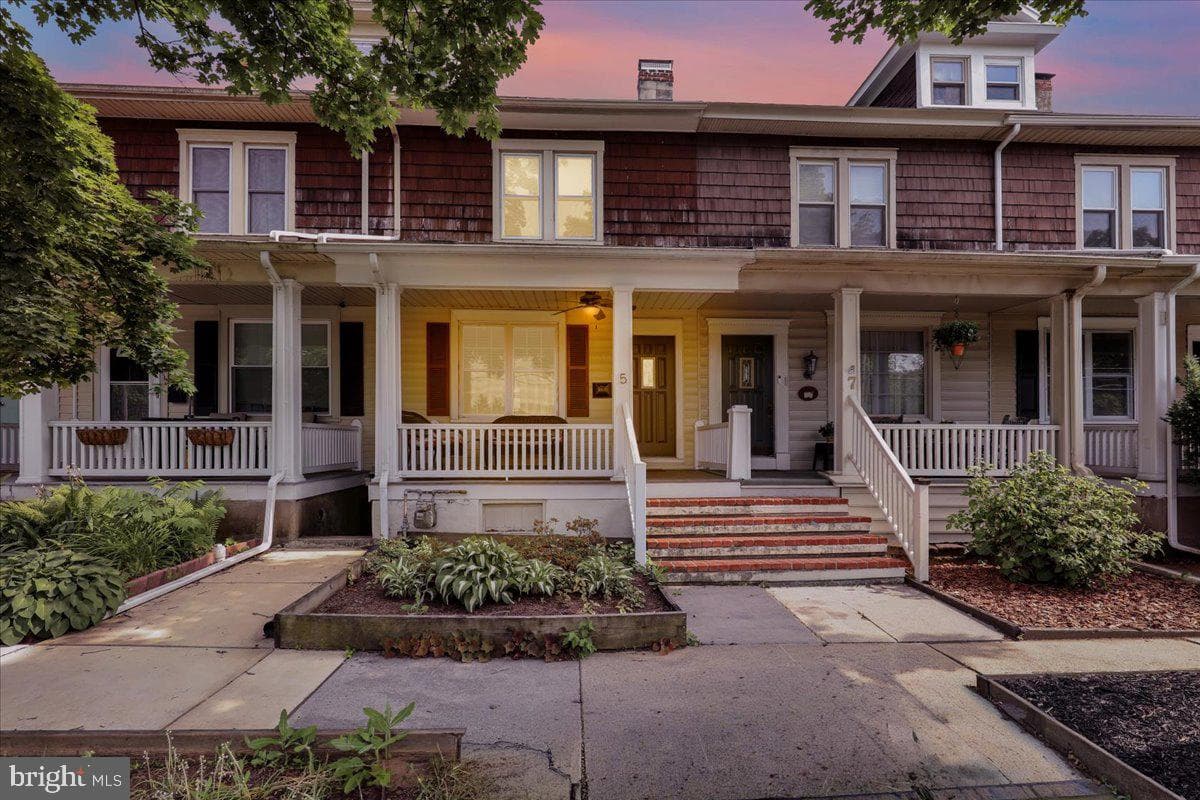 5 W 2nd Avenue photo 2