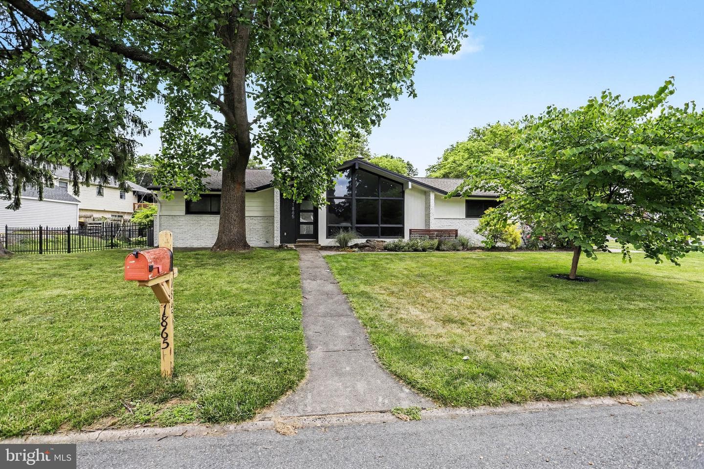 1865 Nanticoke Road photo 2