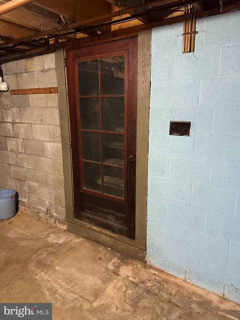 666 Jane Avenue photo 13