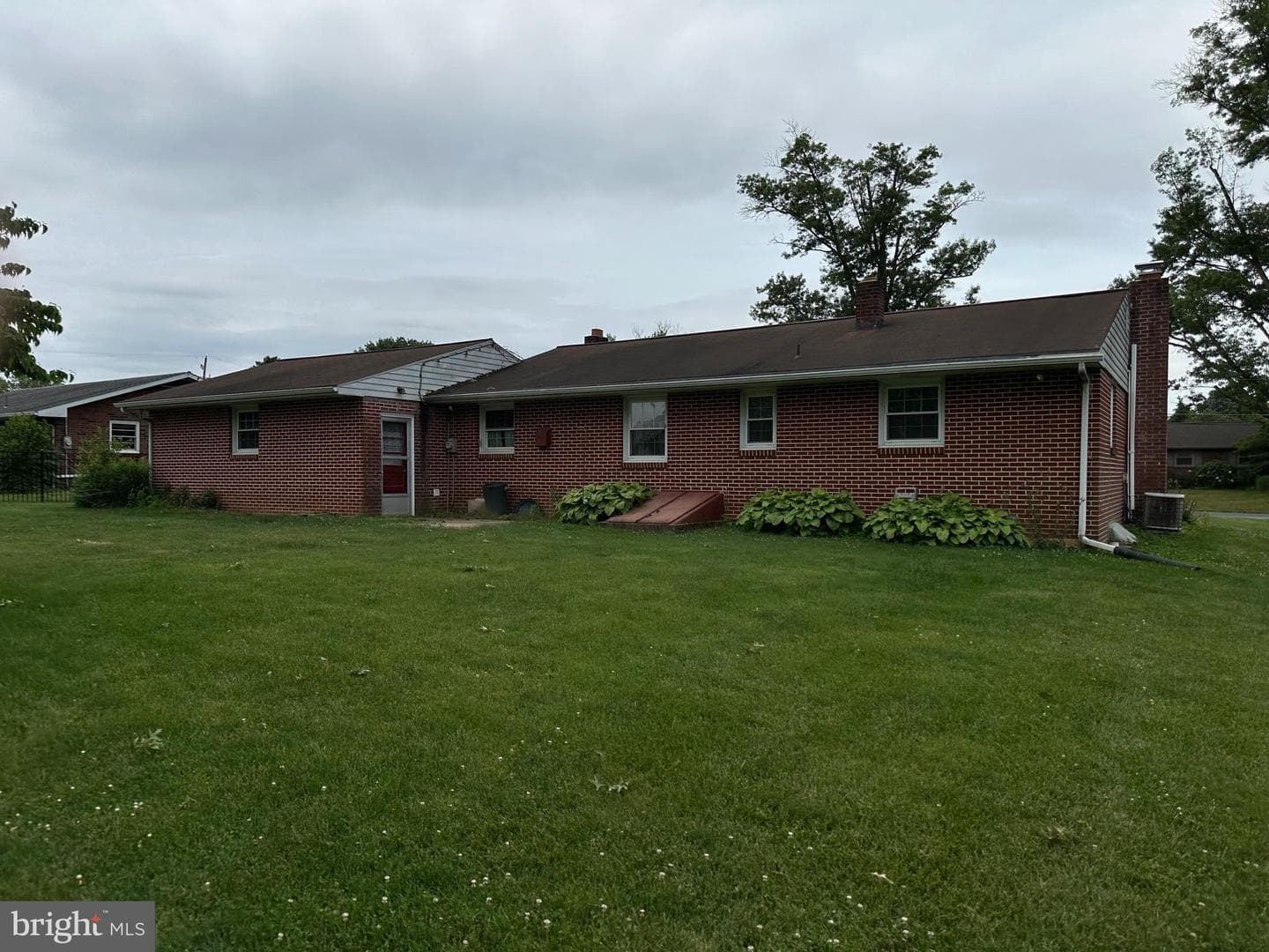 666 Jane Avenue photo 18