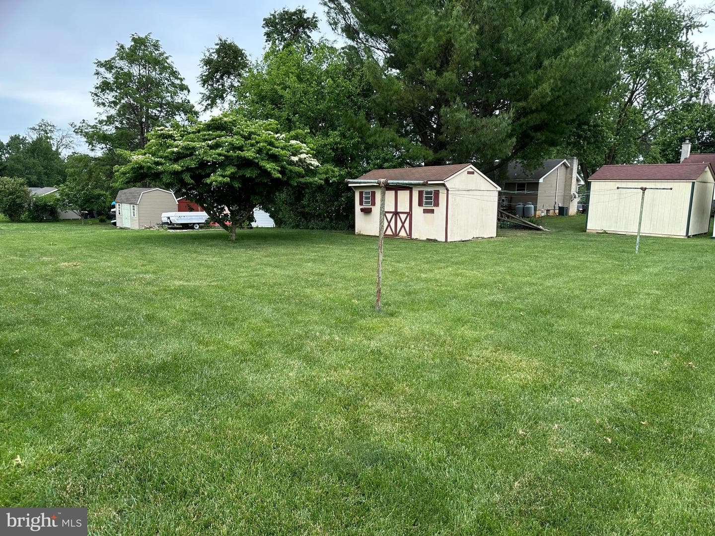 666 Jane Avenue photo 19