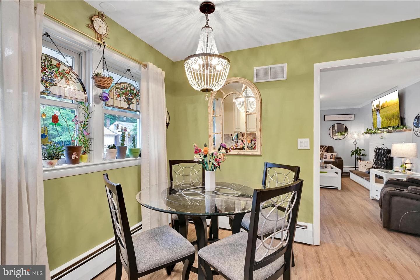 161 N Laurel Street photo 8