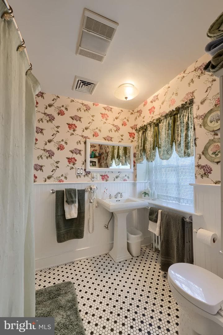 371 E Main Street photo 45