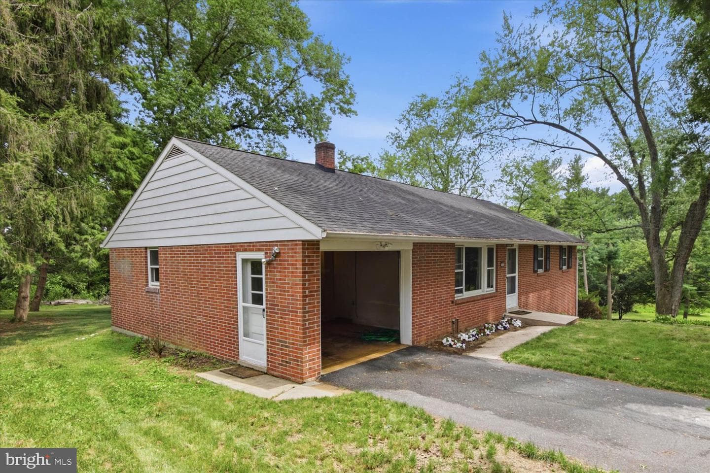 329 Fairview Drive photo 10