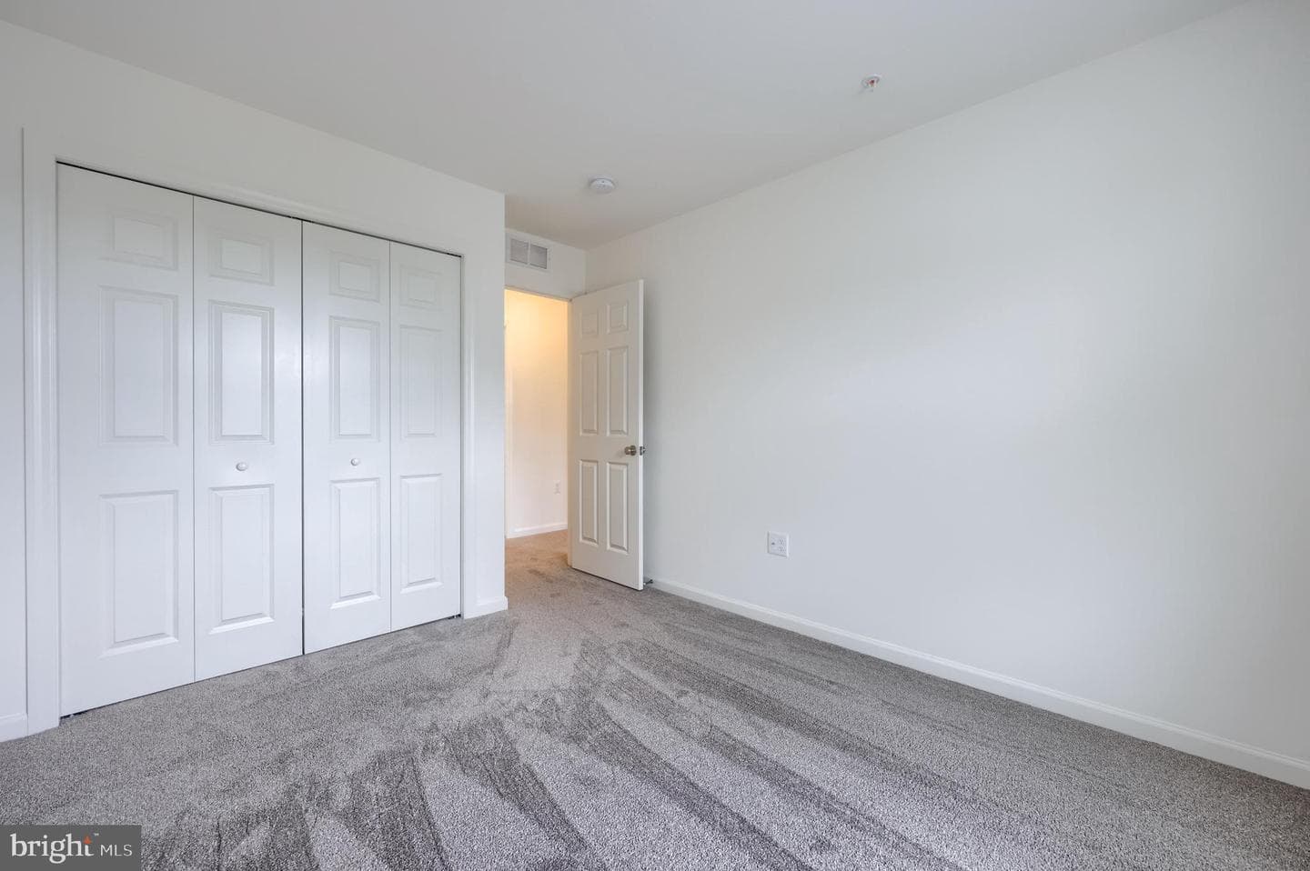 2421 Artesian Way photo 28