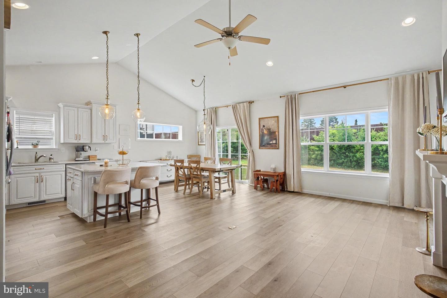 1223 Hershey Ln photo 9