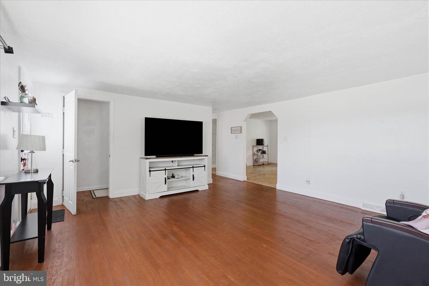 3982 Marietta Avenue photo 3