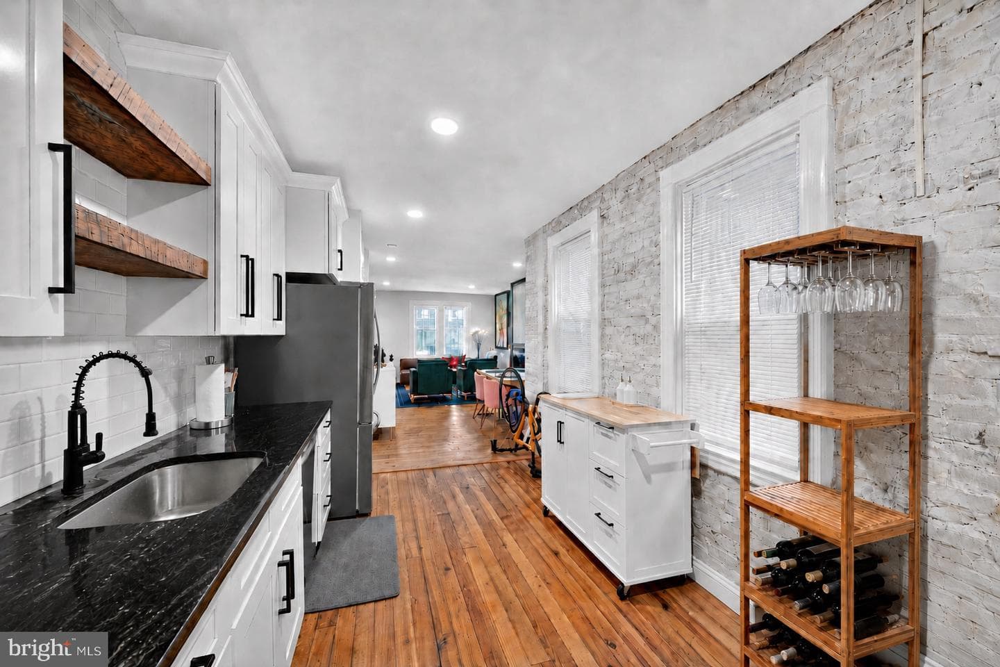 147 Liberty Street photo 9