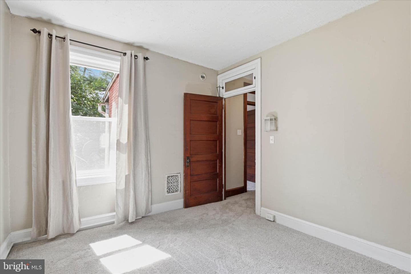 520 Lancaster Avenue photo 15