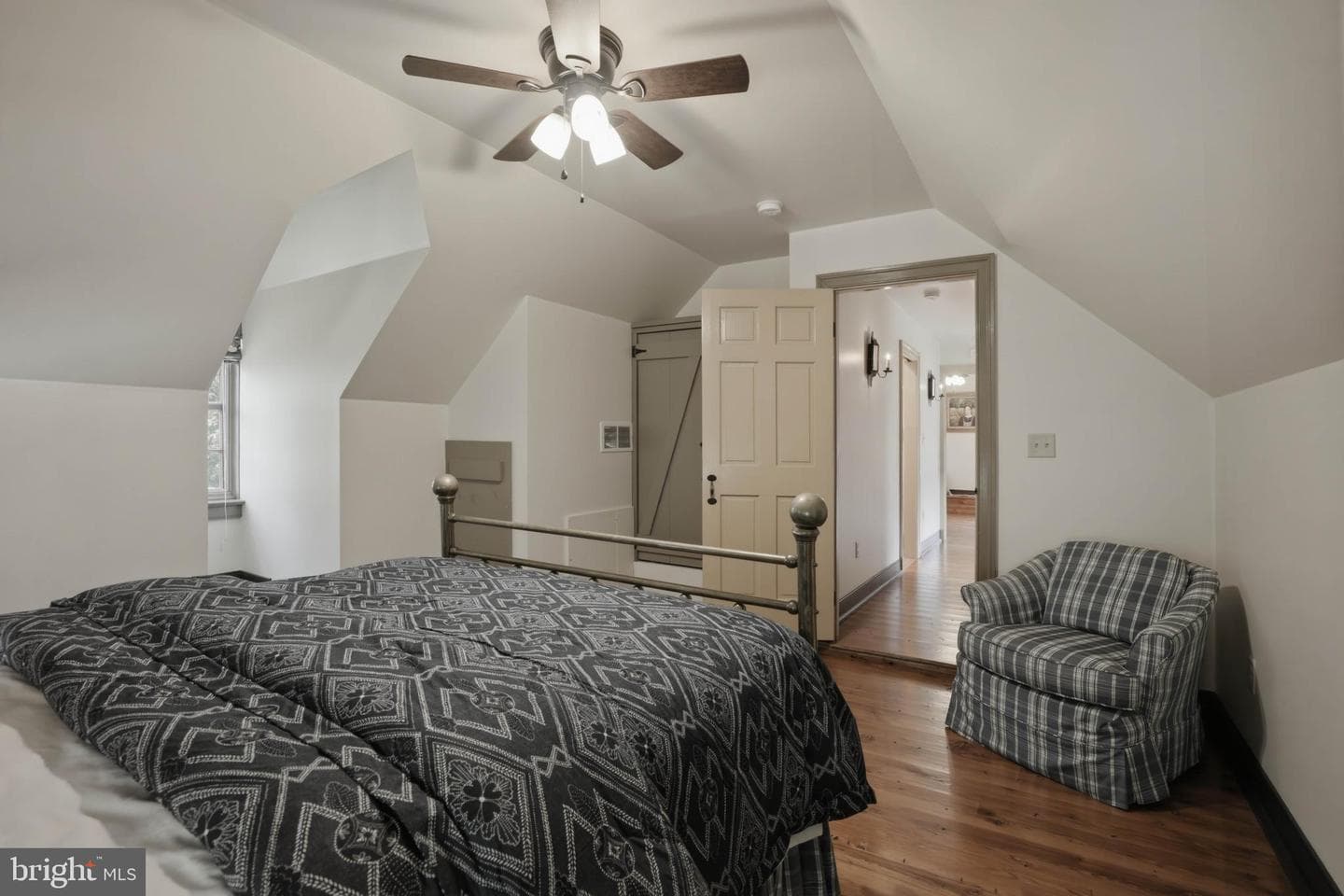 3646 Meadow View Rd photo 27