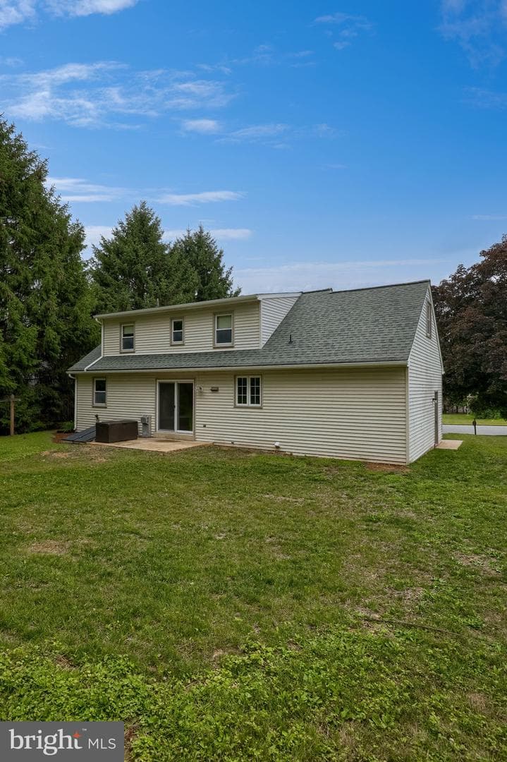 303 Parkwood Drive photo 54