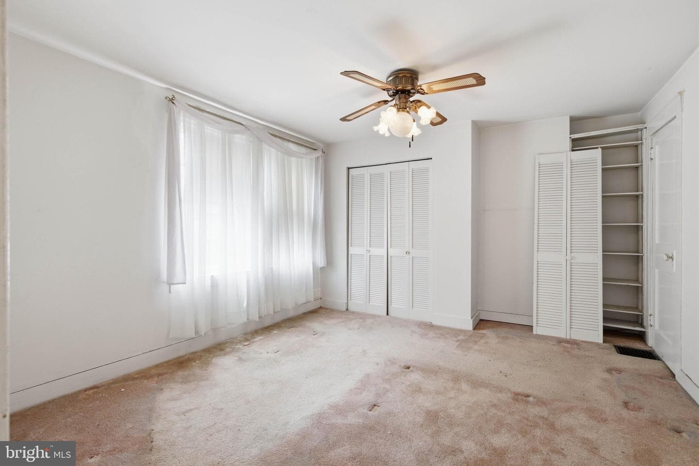 41 E Ross Street photo 11
